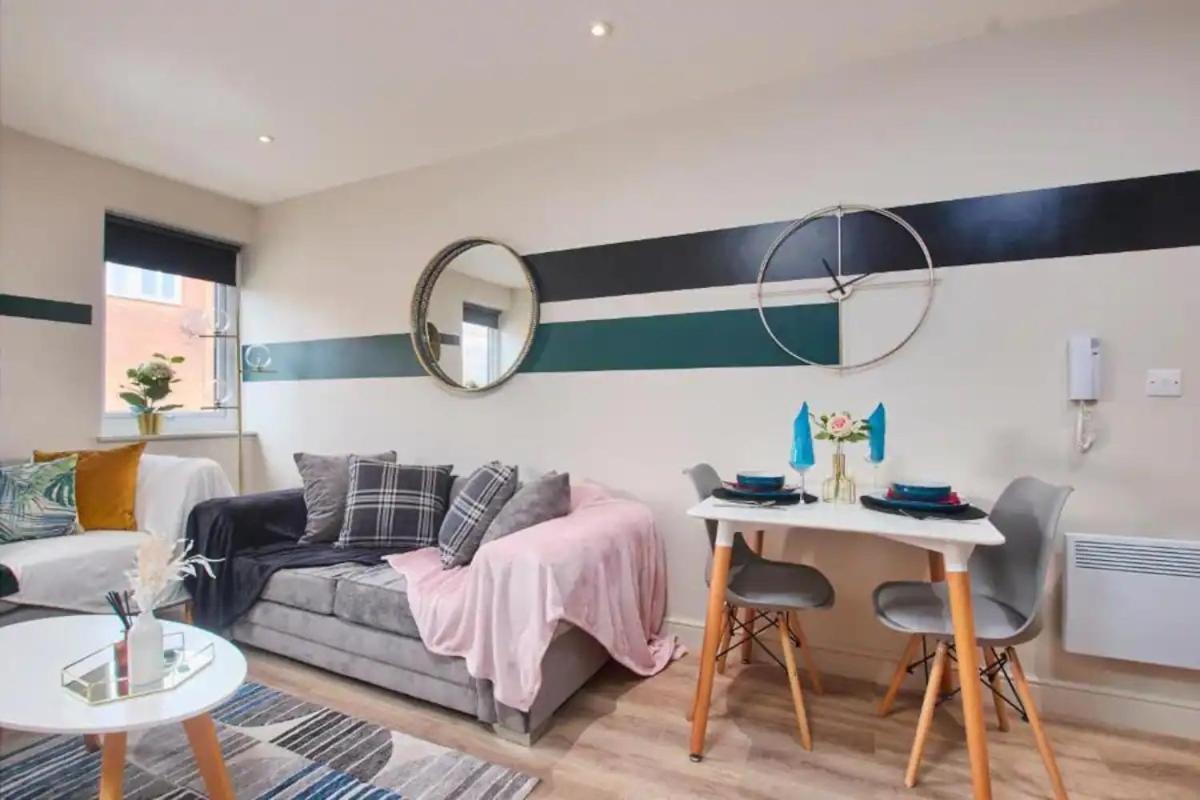 Beautiful 1 Bedroom Flat In Leeds - Sleeps 4 Leeds (West Yorkshire) Exterior foto